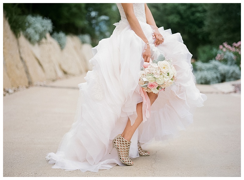 Wedding fashion tips, sergio rossie gold boots, how to be a stylish bride, wedding style tips