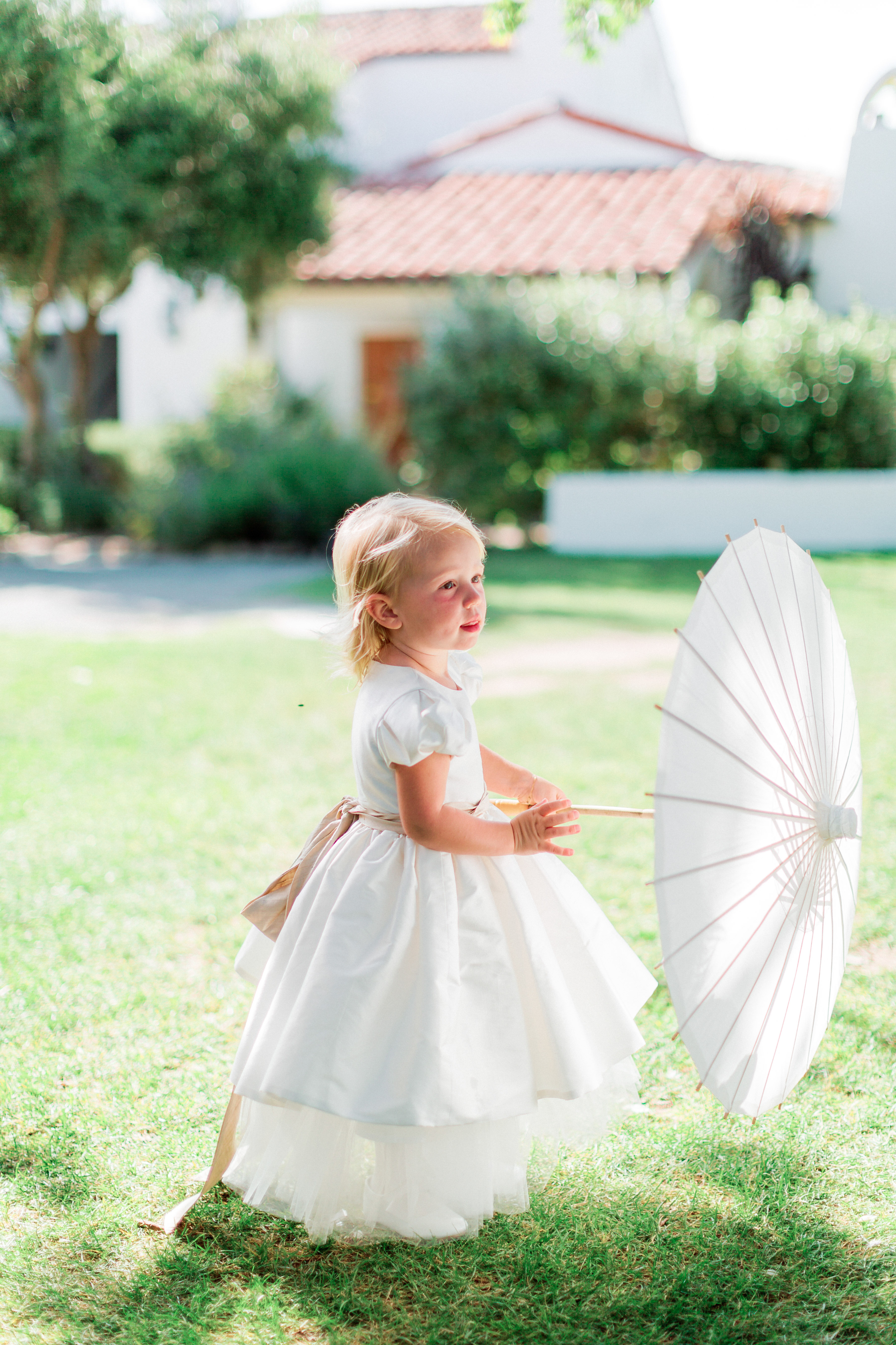 The sweetest moments captured of children at weddings - Jana Williams ...